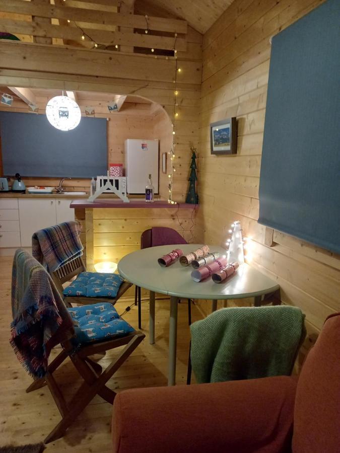 Springbank Cabin Insch Bagian luar foto